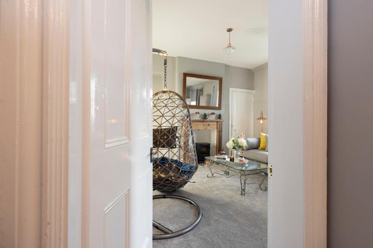 Stylish George Street Apartment Peebles Exterior foto