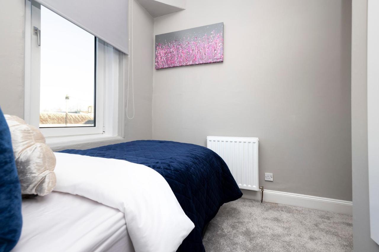Stylish George Street Apartment Peebles Exterior foto