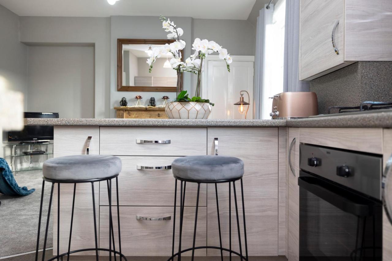 Stylish George Street Apartment Peebles Exterior foto