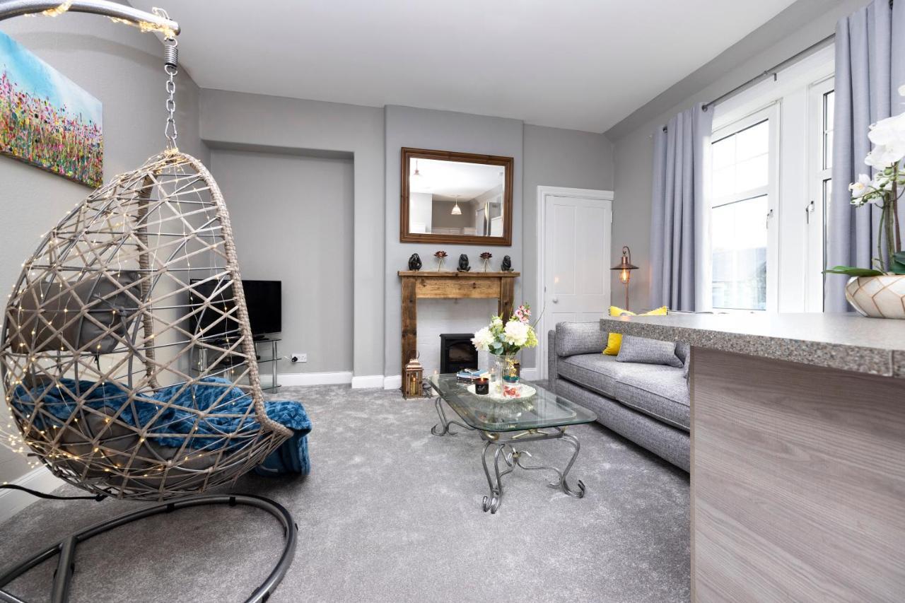 Stylish George Street Apartment Peebles Exterior foto