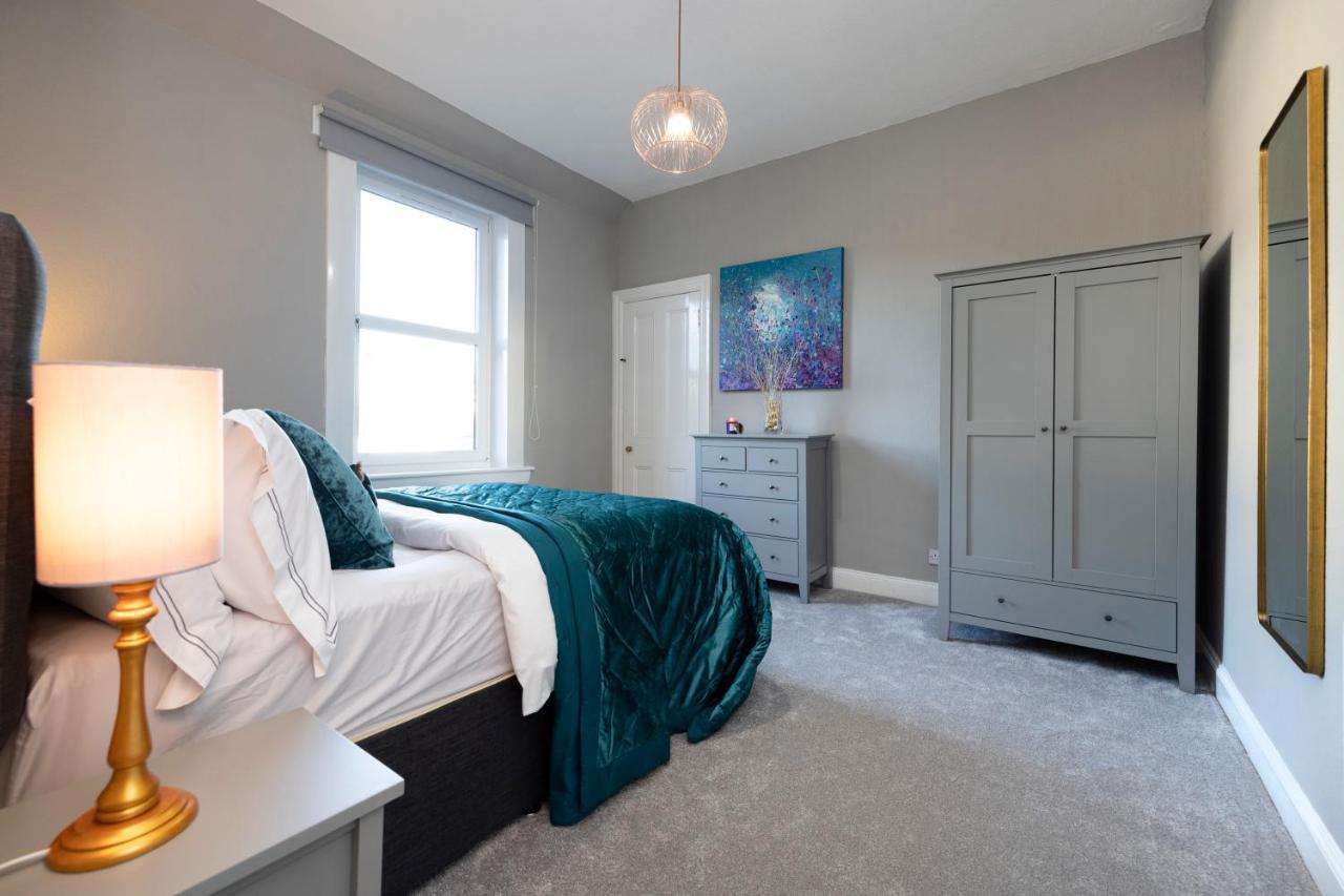 Stylish George Street Apartment Peebles Exterior foto