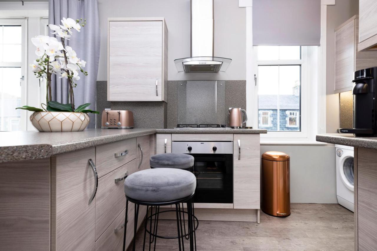 Stylish George Street Apartment Peebles Exterior foto